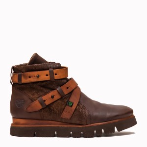 Dark brown Teide boot with tan strips