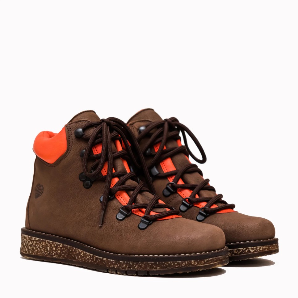 Bota Everest marrón y naranja | TakeMe®